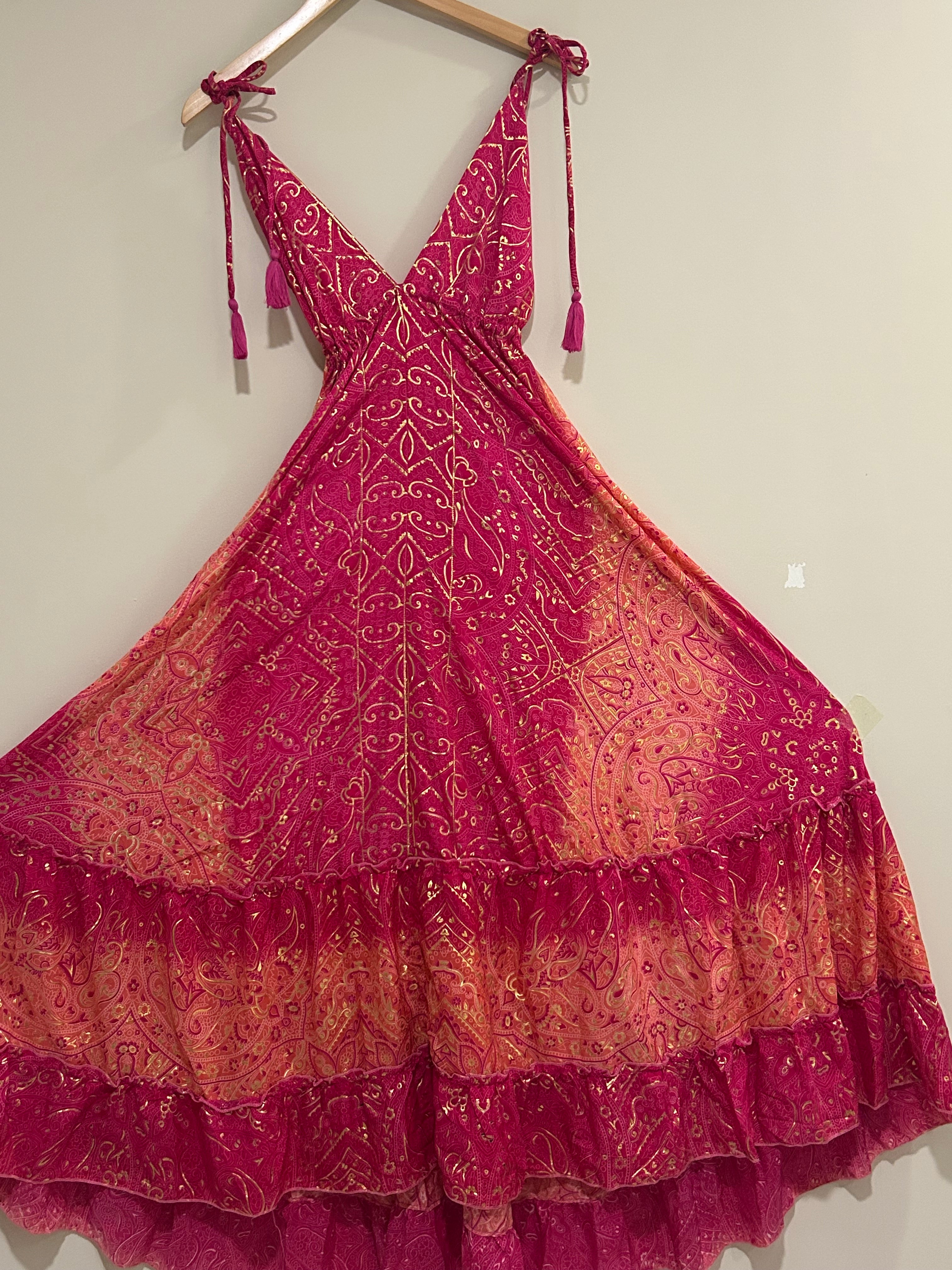 🔴🌸 Bohemian Halter Dress in Berry & Rose