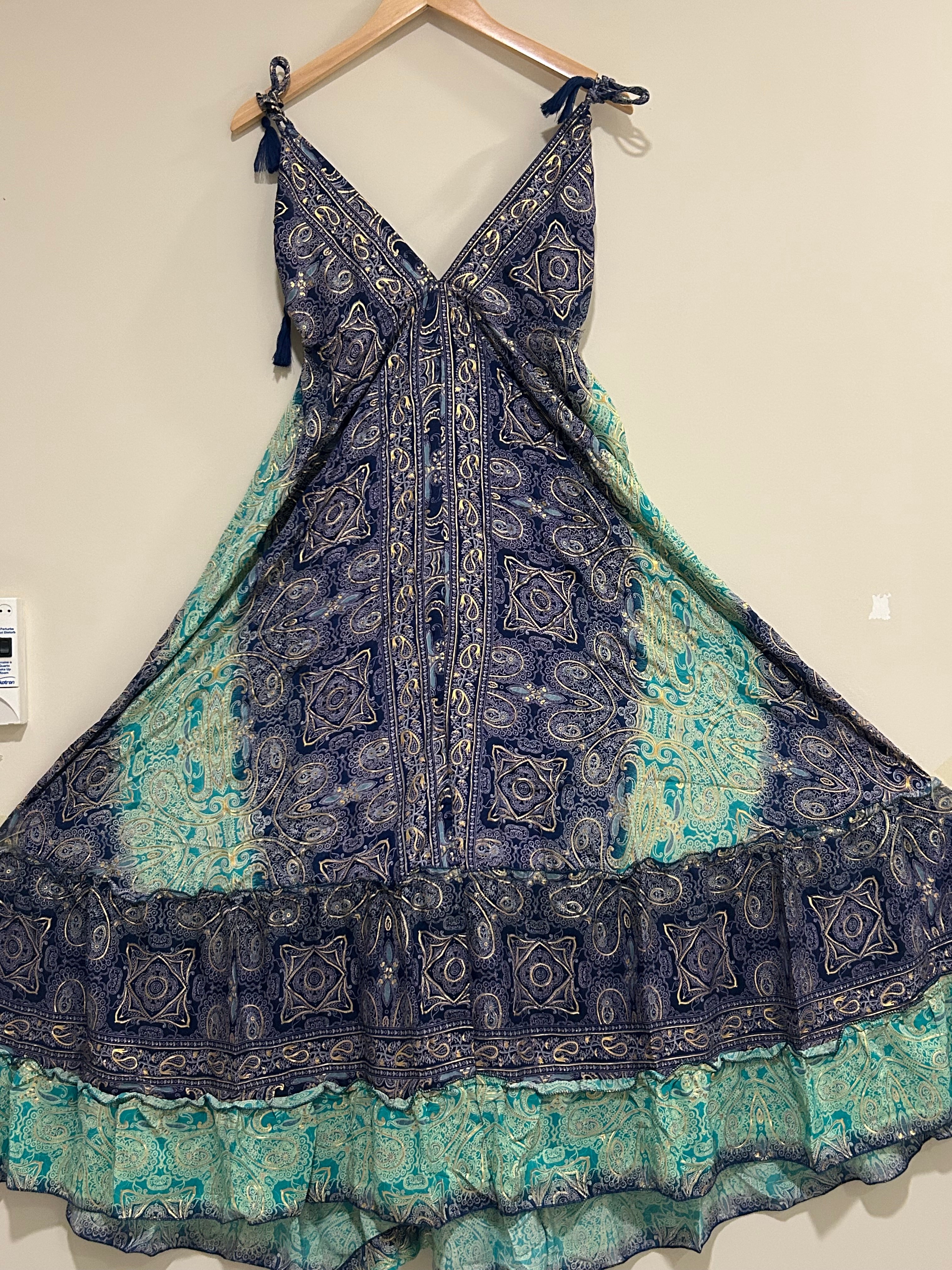 👗 Boho Print Maxi Dress with Adjustable Straps – One Size (US 8–18)