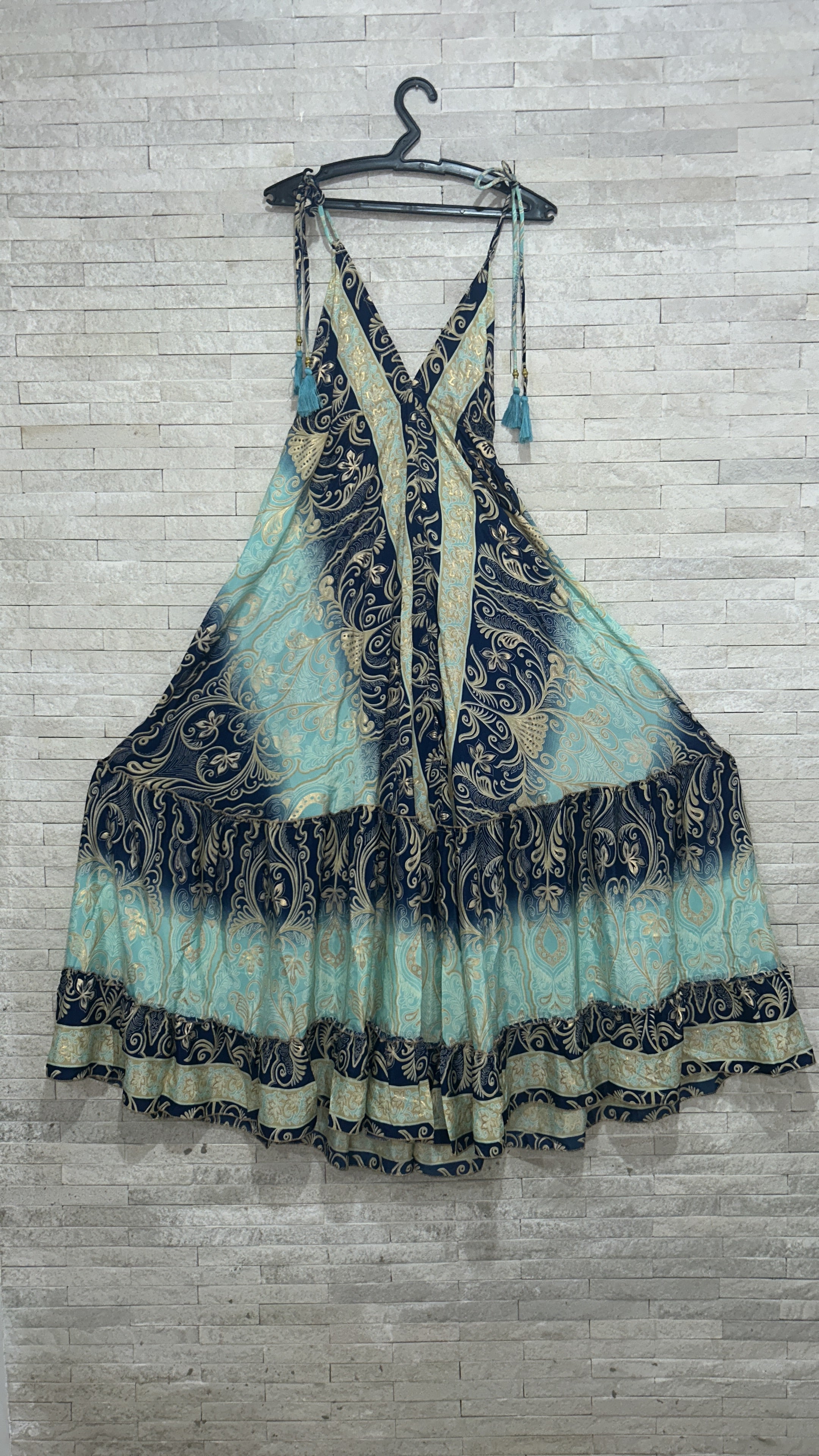 👗 Boho Print Maxi Dress with Adjustable Straps – One Size (US 8–18)